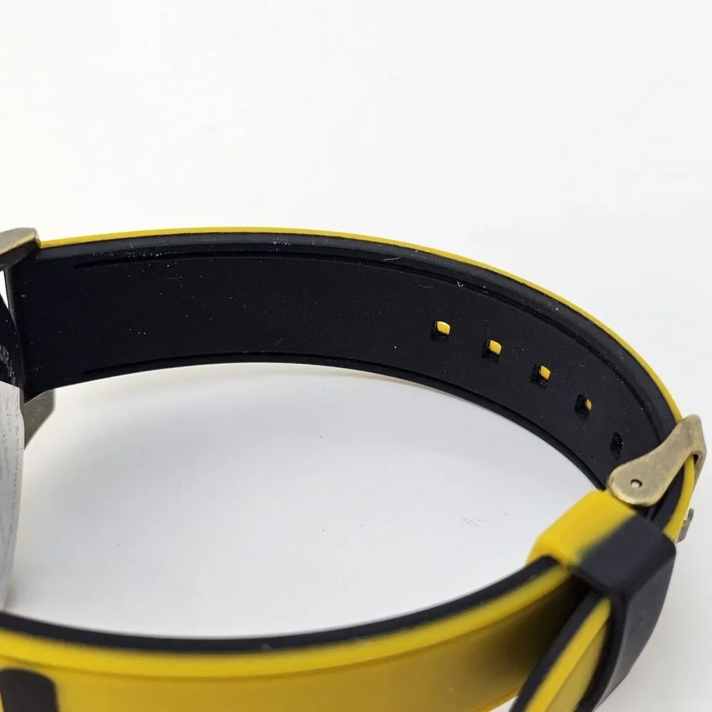 Harry Potter Hufflepuff Men' Watch 44MM‎ Gray Dial Yellow Bands New Battery